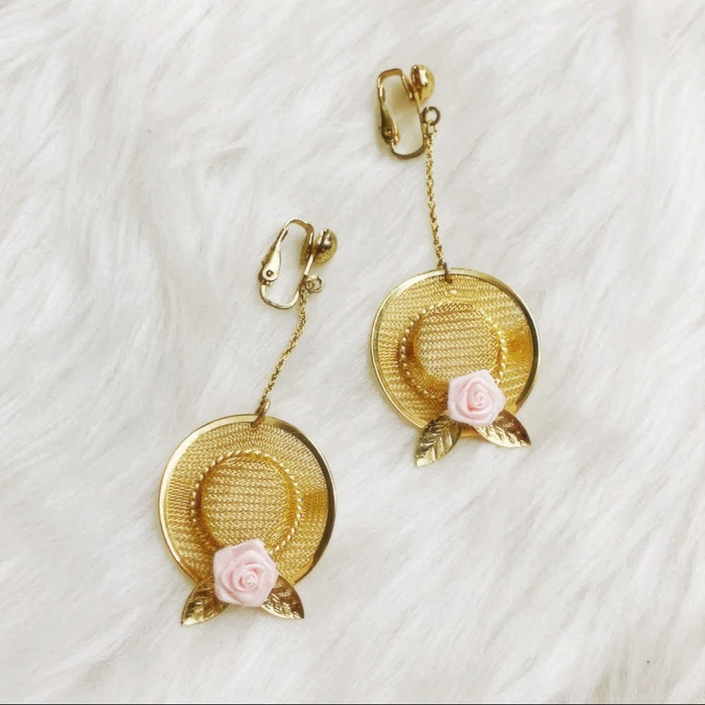 Vintage 80s Summer Hat Clip On Earrings